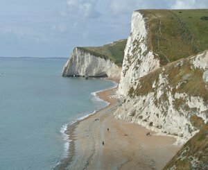 Les maires des villes du littoral réclament en urgence la création d’un "fonds national" pour lutter contre l’érosion côtière