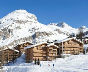 Prix de l'immobilier neuf en stations : quelles tendances en montagne pour cet hiver 2025 ?