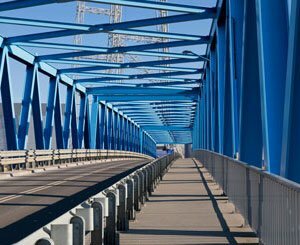 Ne pas faire les travaux nécessaires à l'entretien des ponts coûte près de 9 fois plus cher que de les réaliser selon une étude