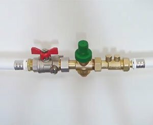 Innovation Ayor - Le réducteur de pression 3 en 1