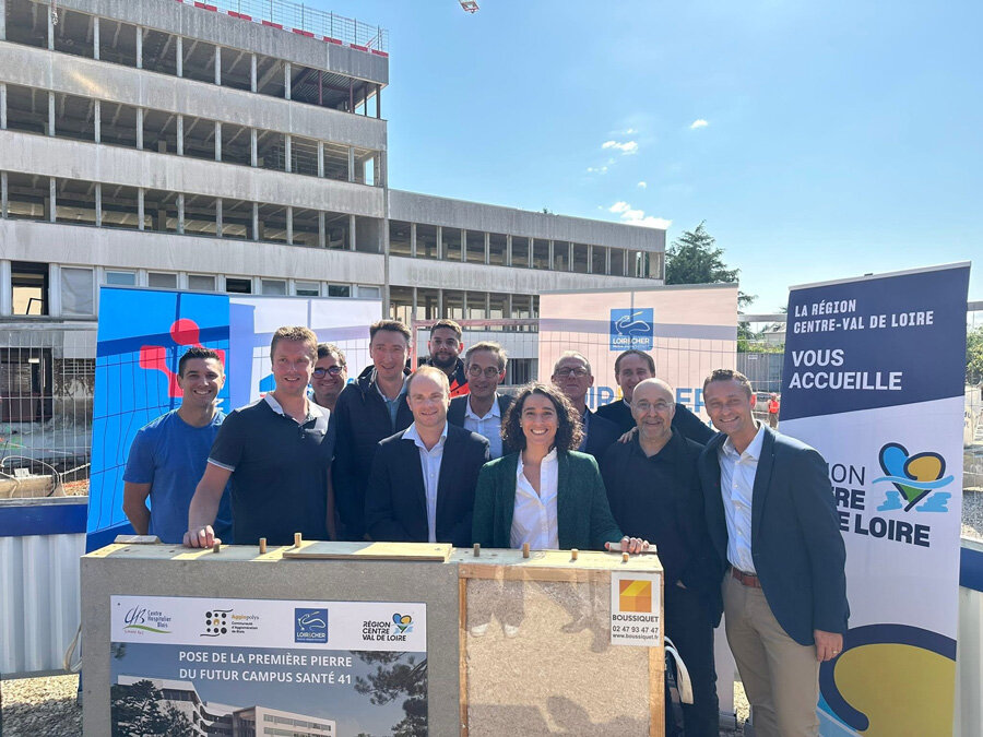 Pose de première pierre du nouveau Campus du Centre Hospitalier Simone Veil de Blois © A26 Centre Pose de première pierre du nouveau Campus du Centre Hospitalier Simone Veil de Blois © A26 Centre