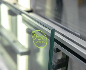 Fineo, premier et unique vitrage isolant sous vide à bénéficier d'une DEP vérifiée par un organisme tiers