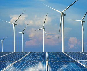 Tollé chez les partisans des renouvelables face à un possible moratoire sur le solaire et l'éolien