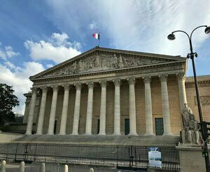 Le Parlement adopte plusieurs mesures de simplification des règles d'urbanisme