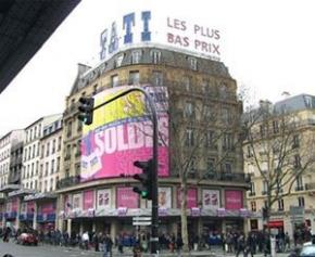 Le magasin Tati de Barbès à Paris transformé en logements sociaux