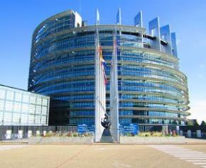 Le Parlement européen exige une économie neutre en carbone, durable et...