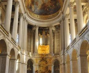 Royal chapel and corner cabinet: two restored gems at Versailles