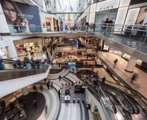 The frequentation of shopping centers "started again very well", welcomes the ...