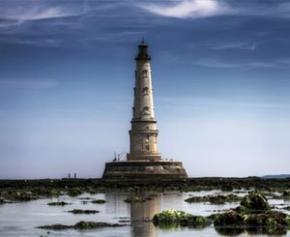 In the Gironde estuary, Cordouan, the "king of lighthouses", crowned by Unesco