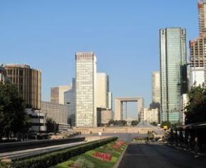Twin towers in La Défense: Hermitage threatens the public establishment ...