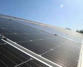 A municipality in Sarthe wants to provide free solar electricity to...