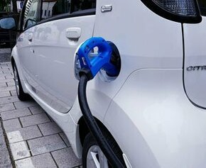 Charging stations for electric vehicles go underground