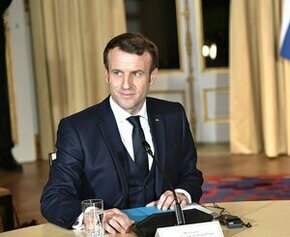 Macron wants to continue his reduction in taxation, and "move forward" on the subjects...