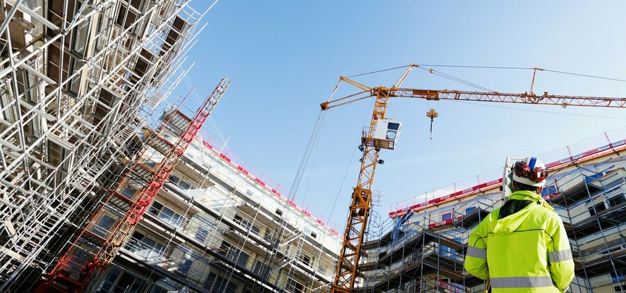 Despite repeated warnings from developers, the government is letting the new housing market collapse