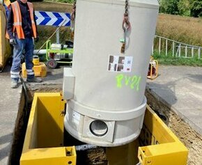Large manholes for large-scale works in Rosnay...