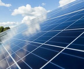 The first hybrid photovoltaic power plant in France is born in...