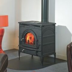 Best-selling wood-burning stove, available in three versions: L, XL and XXL