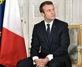 Macron promet à nouveau une loi de simplification massive pour les entreprises