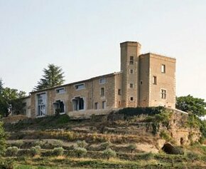 Kebony habille les terrasses de la Ferme HI-Bride, le nouveau projet de...