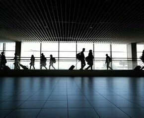 Aéroport d'Orly en 2035 : le gestionnaire affine son projet après concertation