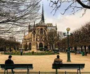 Les abords de Notre-Dame seront mieux adaptés au réchauffement climatique...