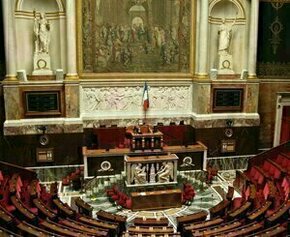 Hauts revenus, cotisations patronales: le gouvernement en difficulté à l'Assemblée