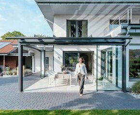 Pergolas vitrées Solarlux : un mariage parfait entre design, confort et performance énergétique