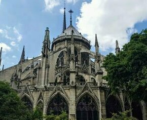 Notre-Dame a rouvert ses portes, cinq ans après avoir été sauvée des flammes