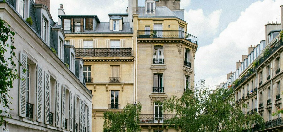 La baisse des prix de l'immobilier ancien a permis une légère reprise du marché fin 2024