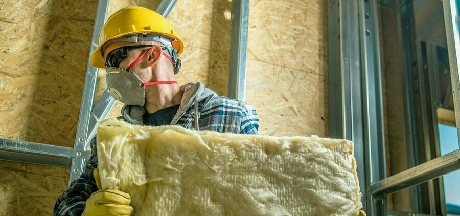 MaPrimeRénov', voiture électrique : ces réformes que le gouvernement tente de faire passer avant le 8 septembre