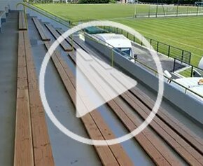 Rénovation en étanchéité liquide des tribunes du stade de Pont-Plat à Plobannalec (29)