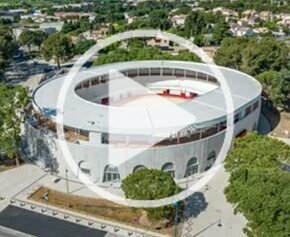 Les Arènes du Crès : un chantier d'étanchéité liquide signé Soprema Entreprises...