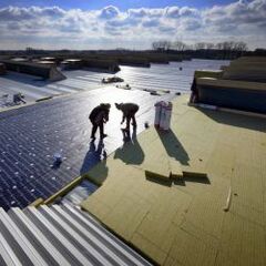 Solutions d’isolation pour bâtiments commerciaux industriels et de stockage