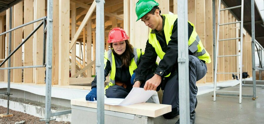 Un Français sur dix envisagerait une reconversion dans les métiers du bâtiment et de l’artisanat