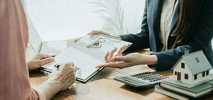 Les taux des crédits immobiliers restent stables en cette fin d’année, les banques se préparent déjà à 2026