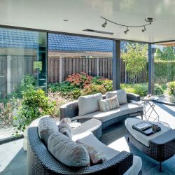 Vitrage coulissant pour terrasse sans isolation thermique