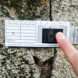 Jauge à lecture directe pour fissures